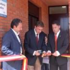 García-Prieto y miembros de la corporación inauguran el consultorio