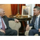 El ministro de Asuntos Exteriores, Miguel Ángel Moratinos, con su homólogo belga, Karel de Gucht.