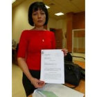 María Soledad Moreno muestra la sentencia judicial que le favorece