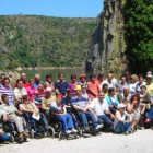 Foto de familia de todas las personas que participaron en el viaje a los Arribes del Duero.
