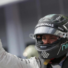 El alemán Nico Rosberg celebra, en Budapest, su cuarta 'pole' del año.