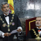 Carlos Lesmes interviene ante el rey en el acto de apertura del Año Judicial ayer, en Madrid. JJ GUILLÉN
