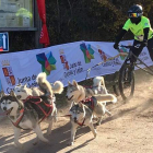 Los corredores del Club Mushing León dejaron patente su espíritu competitivo en la prueba celebrada en San Millán de Juarros. DL