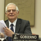 El ministro de Exteriores, Josep Borrell, compareciendo en la Comisión de Exteriores del Congreso de los Diputados