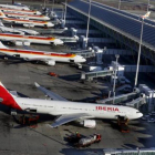 Aviones de Iberia en el aeropuerto madrileño.