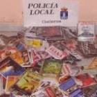 Parte del material incautado ayer en el mercado de Cistierna