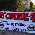 Manifestación contra la apertura de un bar ultraderechista en Lille.