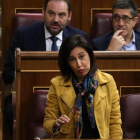 La portavoz del PSOE, Margarita Robles, en la sesión de control en el Congreso.