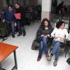 Helena Castellano, Monserrat Santín y Samuel Folgueral, anoche en primera fila.