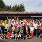 Foto de familia de los vecinos de Riosequino y Fontanos. PLANILLO