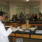 Padres y madres de los alumnos visitaron el centro.