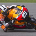 El español Dani Pedrosa pilotando su Honda durante la jornada de entrenamientos.