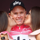 Chris Froome, con su maglia rosa.