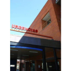 La entrada para vehículos al área de Urgencias del Hospital.
