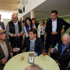 Mañueco visitó una residencia de la tercera edad. RUBÉN CACHO