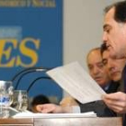 El consejero de Economía y Empleo, Tomás Villanueva, durante su comparecencia en el CES