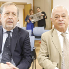 Ángel González Pieras y Gonzalo Santonja.