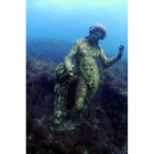 Escultura de la villa romana de Bayas sumergida en aguas de Nápoles. FERRÁN ROURA