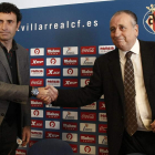 Molina (i) durante su presentación como técnico del Villarreal.