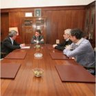 Los portavoces de los autónomos, ayer en la alcaldía.
