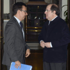 Román Escolano, con Herrera, ayer en Presidencia.