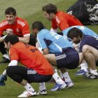 Los porteros del Madrid Diego López, Jesús Fernández y Casillas en un entrenamiento.