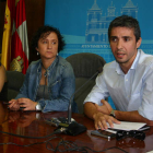 María Beatriz Silva, la concejala Susana Téllez y Salvador Ferrer, en la presentación del curso.