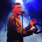 Javier Ojeda, histórico cantante del grupo de Danza Invisible, actuará este sábado en el festival Rock and Roll Star de Cubillos del Sil.