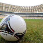 El balón oficial de la Eurocopa de Ucrania y Polonia 2012.