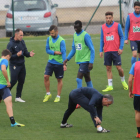 Munitis dispuso una sesión en el Anexo y otro por la tarde en el estadio a puerta cerrada. L. DE LA MATA