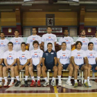 Cadenas dirigió ayer el primer entrenamiento del Ademar en su regreso al club leonés.