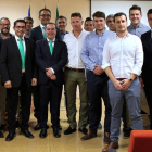 Alumnos y profesores, después de la presentación. DL