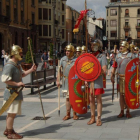 Desfile de romanos para celebrar el nacimiento de la Legio VII.