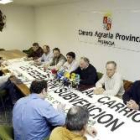 Los representantes de los regantes durante una rueda de prensa celebrada en Palencia