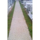 Pasillo del cementerio.