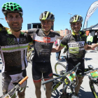 Didier González, Brandan Márquez y Daniel Gómez, el pódium de la carrera en bicicleta. L. DE LA MATA
