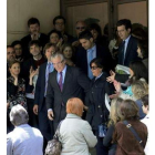 Garzón, a su salida de la Audiencia Nacional, minutos después de conocer su suspensión.