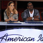 Jurado del concurso American Idol. De izquierda a derecha: Steven Tyler, Jennifer Lopez, Randy Jackson y Ryan Seacrest