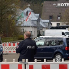 La policía vigila el hotel de concentración de la selección alemana en Barsinghausen.