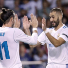 Bale y Benzema luchan por un puesto en el once que alineará el Madrid en la final. LAVANDEIRA JR