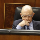 El ministro de Hacienda y Administraciones Públicas, Cristóbal Montoro, en el Congreso.