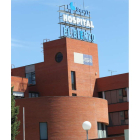 Detalle del exterior del Hospital El Bierzo. L. DE LA MATA
