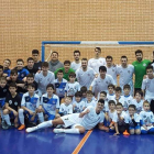 Los integrantes de la primera plantilla del Domotec FS arroparon a los jugadores de la base.