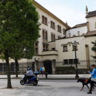 Vista del centro educativo La Asunción, donde estudiaba la joven de 20 años cuyo cadáver fue hallado al pie del cerro Santa Catalina de Gijón. PACO PAREDES