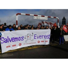 Protesta a la puertas de Everest
