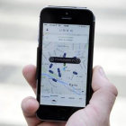 Un usuario utiliza la versión francesa de Uber.