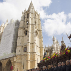 La procesión iba a salir desde la Catedral. FERNANDO OTERO