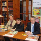 Ignacio Fernández, segundo por la izquierda, en la presentación de «Pensar la ciudad».