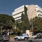 El hombre se arrojó desde la quinta planta de los juzgados
