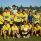 Formación del equipo benjamín del Loyola.